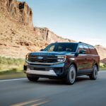 ¿Cuáles son los 5 vehículos con el sistema de faros LED matriciales más avanzado para conducción nocturna? »